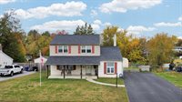 708 Lamp Post Ln, Aston, PA 19014
