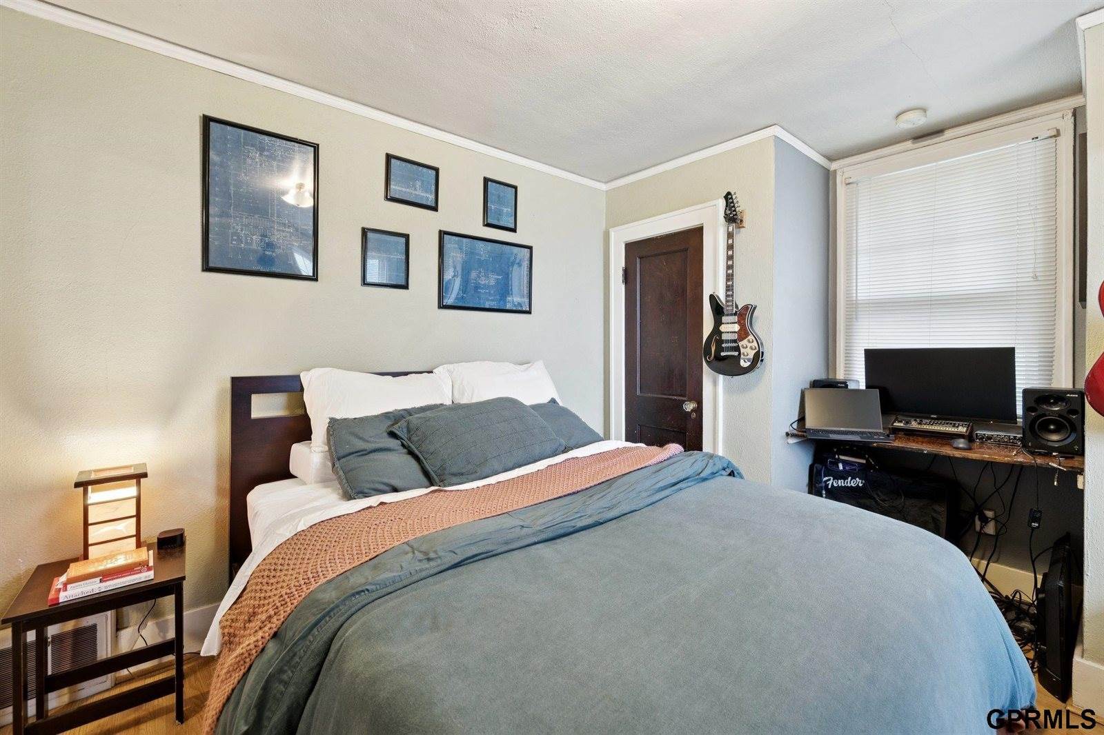 4854 Cuming Street, Omaha, NE 68132