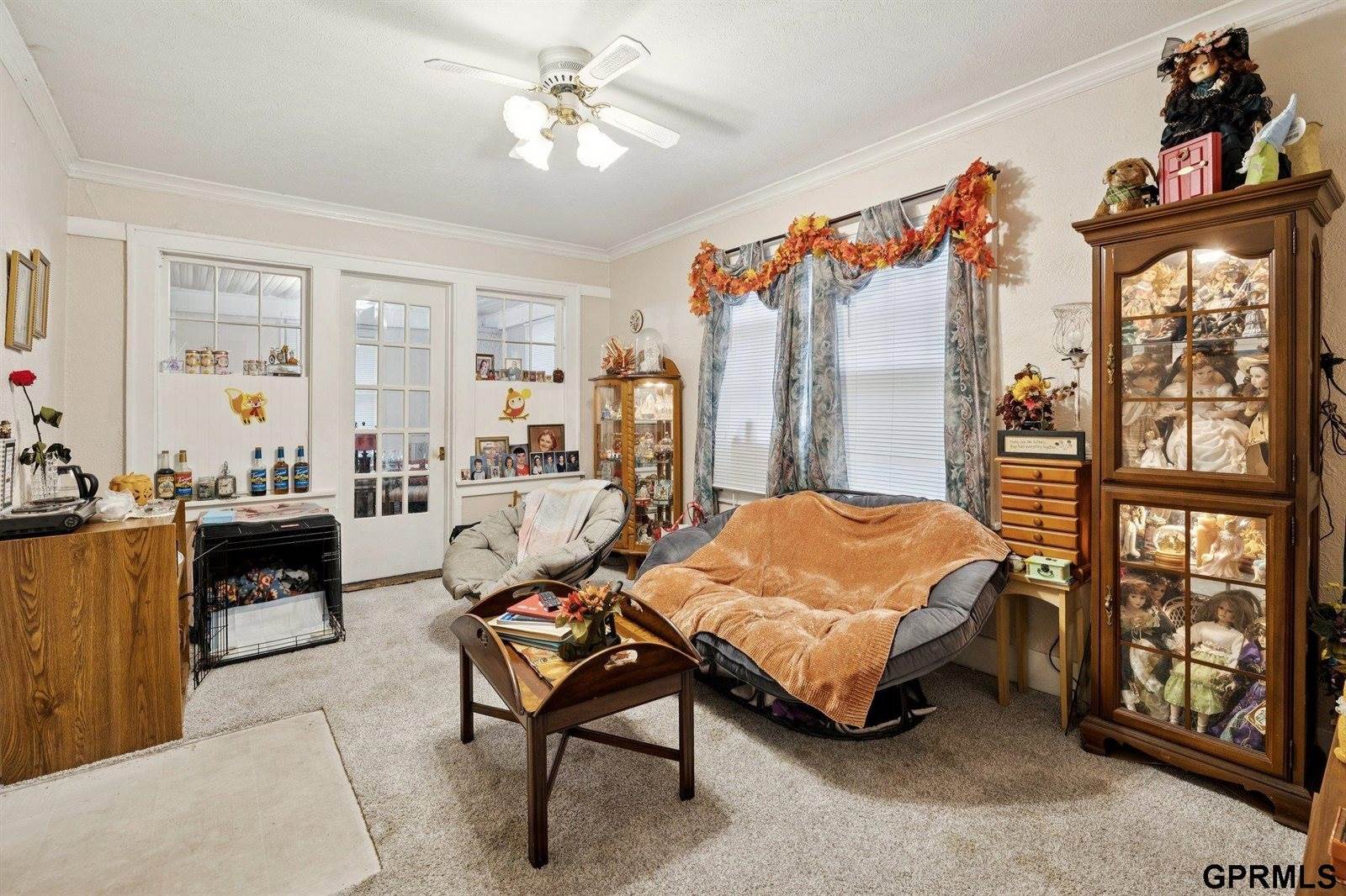 4854 Cuming Street, Omaha, NE 68132