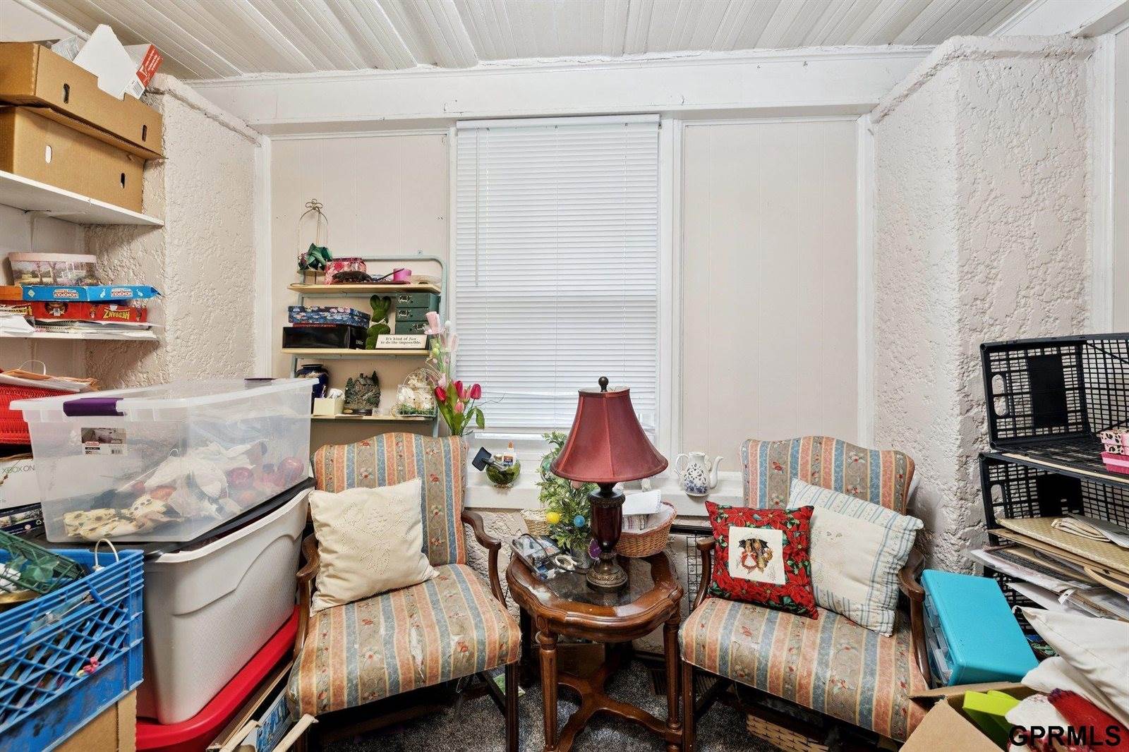 4854 Cuming Street, Omaha, NE 68132