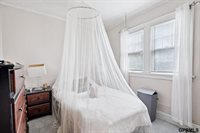 4854 Cuming Street, Omaha, NE 68132