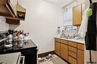 4854 Cuming Street, Omaha, NE 68132