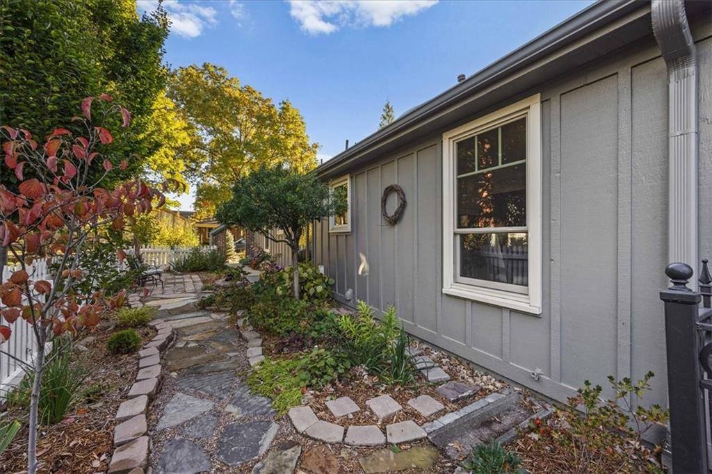 7212 Mastin Street, Merriam, KS 66203