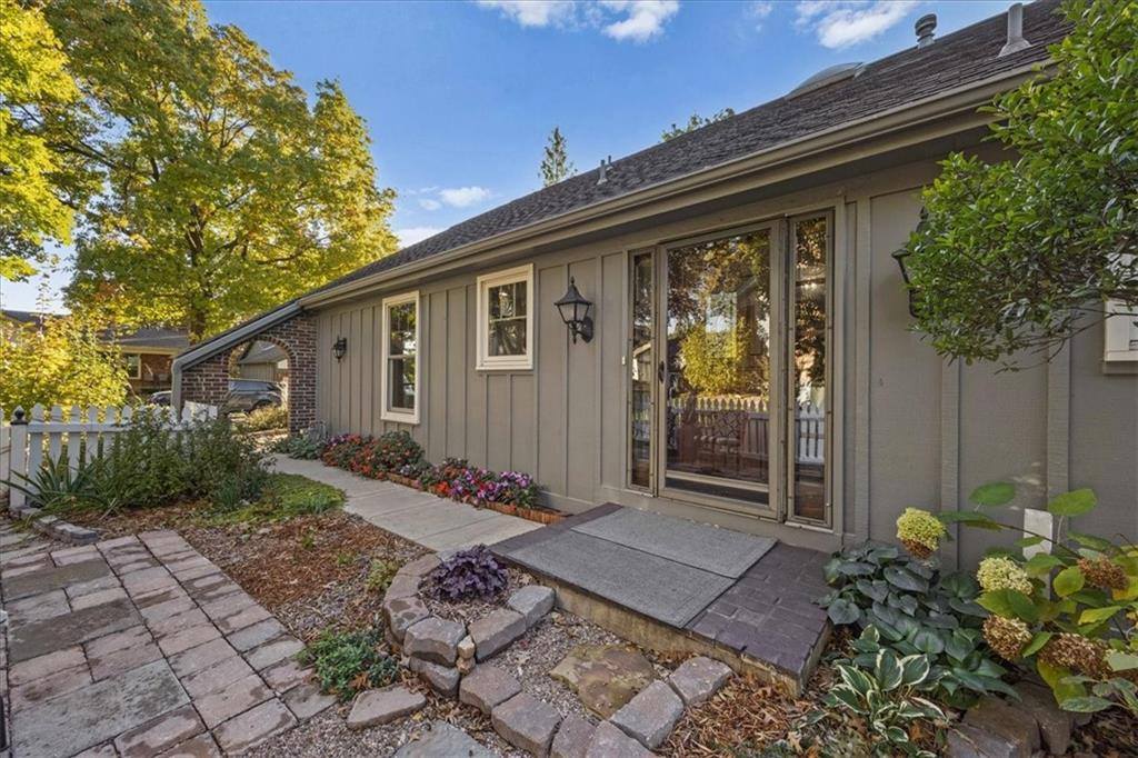 7212 Mastin Street, Merriam, KS 66203