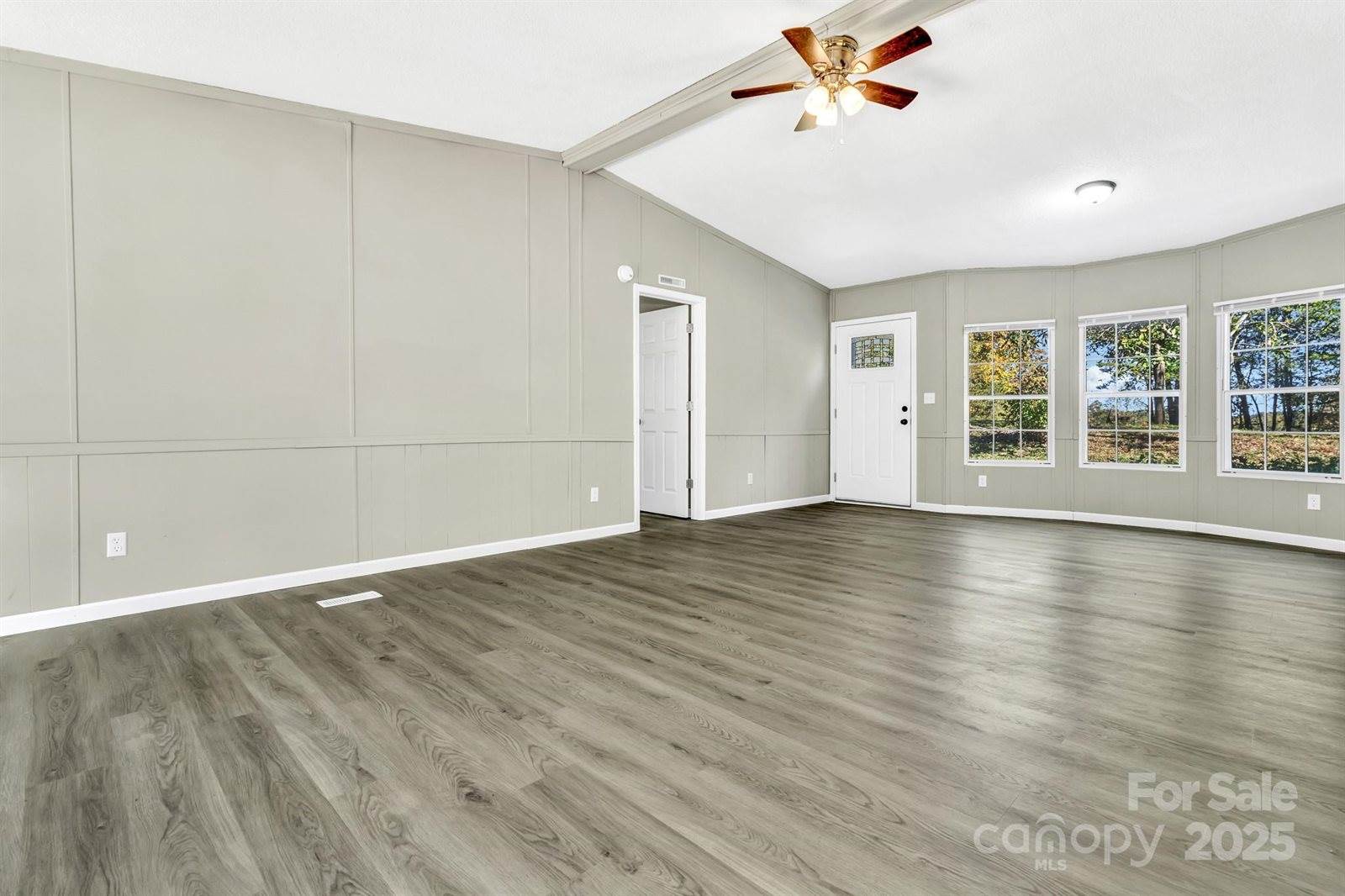 80 Winter Lane, Mill Spring, NC 28756