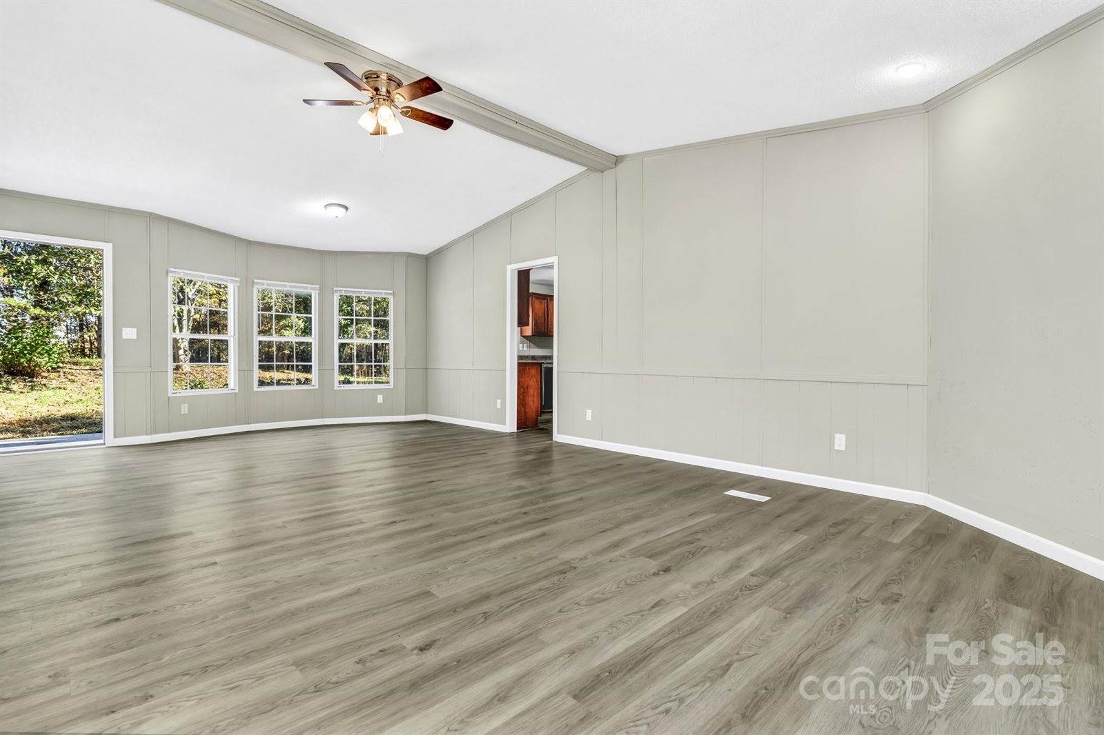 80 Winter Lane, Mill Spring, NC 28756