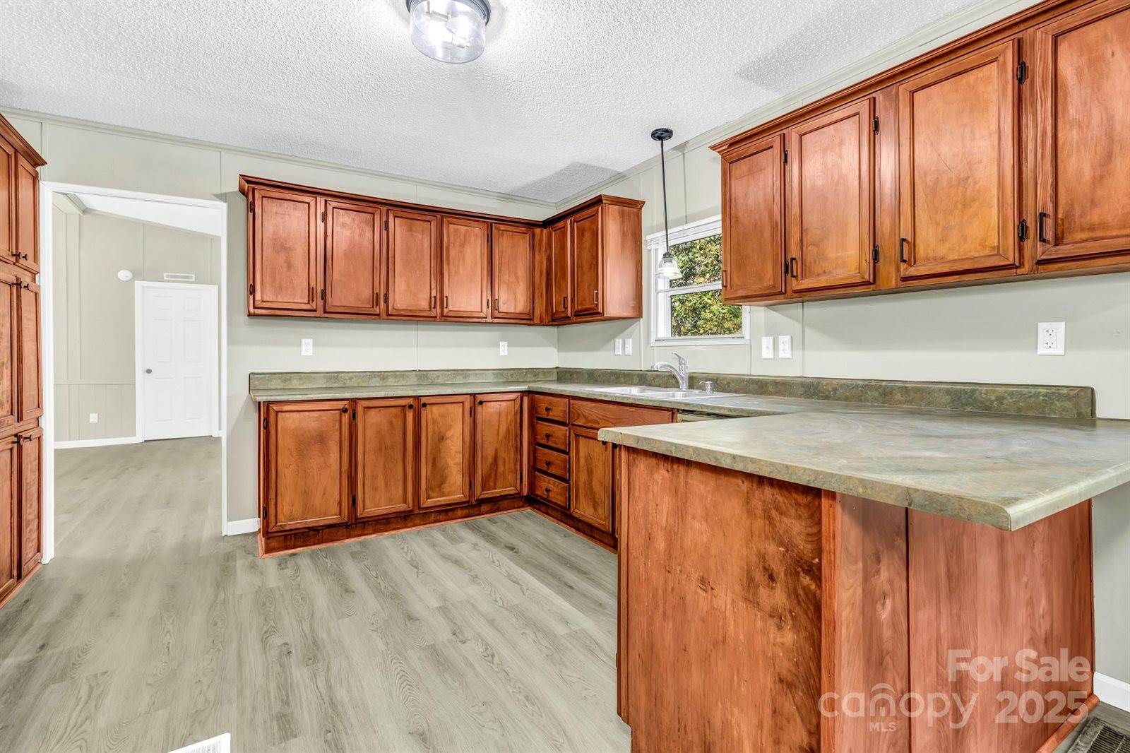 80 Winter Lane, Mill Spring, NC 28756