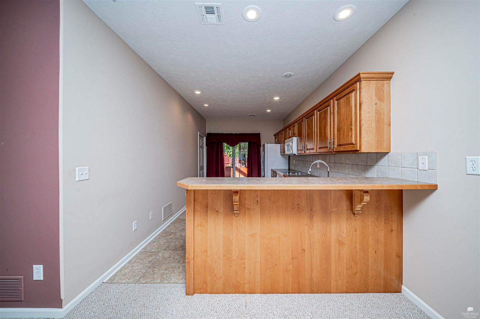 1221 NW 5th Street, Abilene, KS 67410