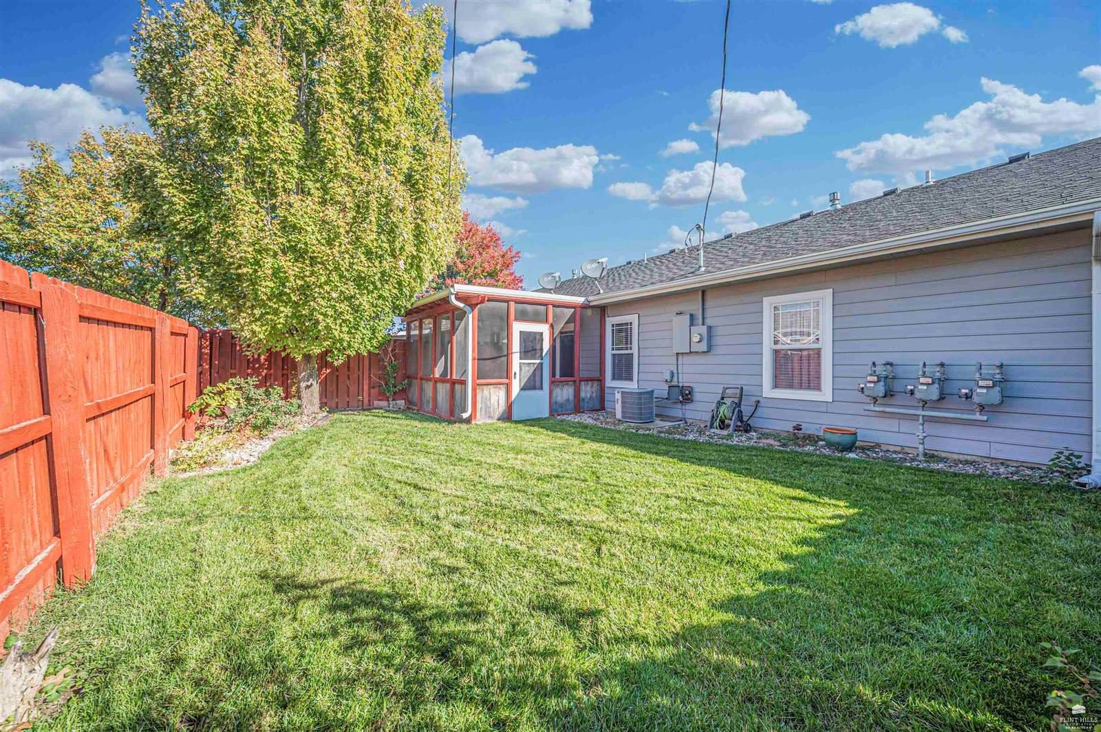 1221 NW 5th Street, Abilene, KS 67410