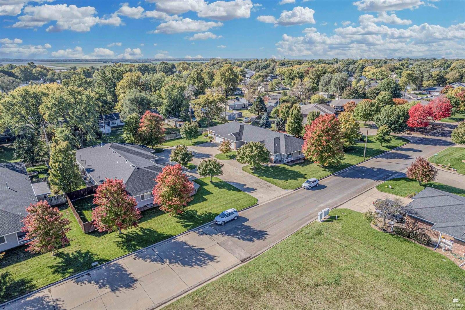 1221 NW 5th Street, Abilene, KS 67410