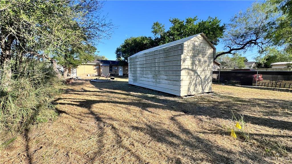 1137 South Texas Avenue, Mercedes, TX 78570