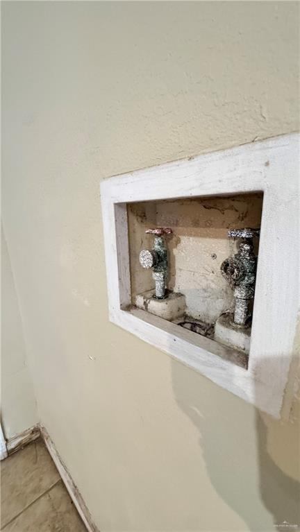 1137 South Texas Avenue, Mercedes, TX 78570