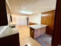 815 1ST Street, Colona, IL 61241