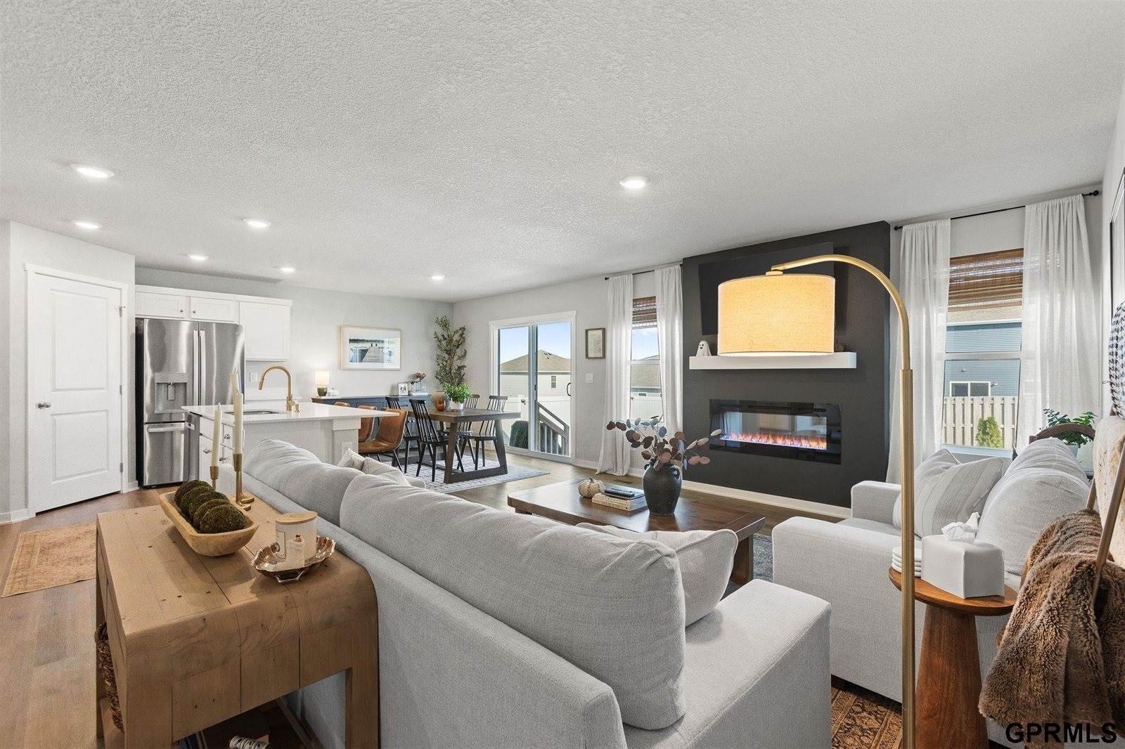 8507 South 184Th Street, Omaha, NE 68136