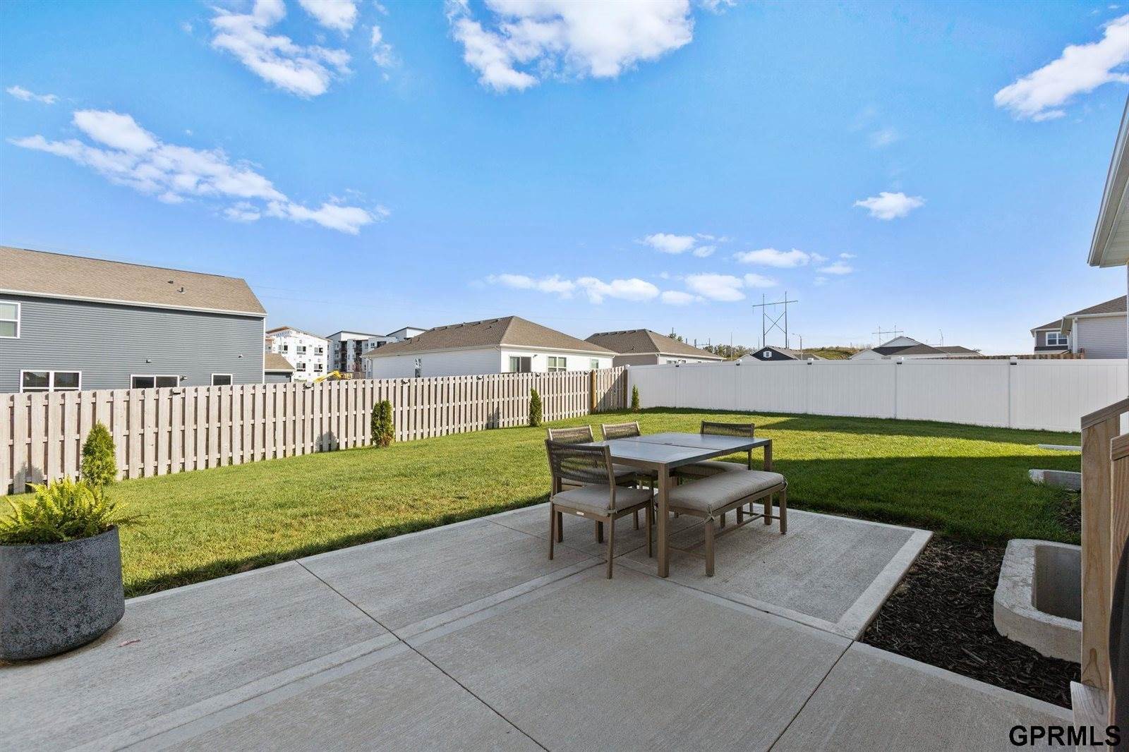 8507 South 184Th Street, Omaha, NE 68136