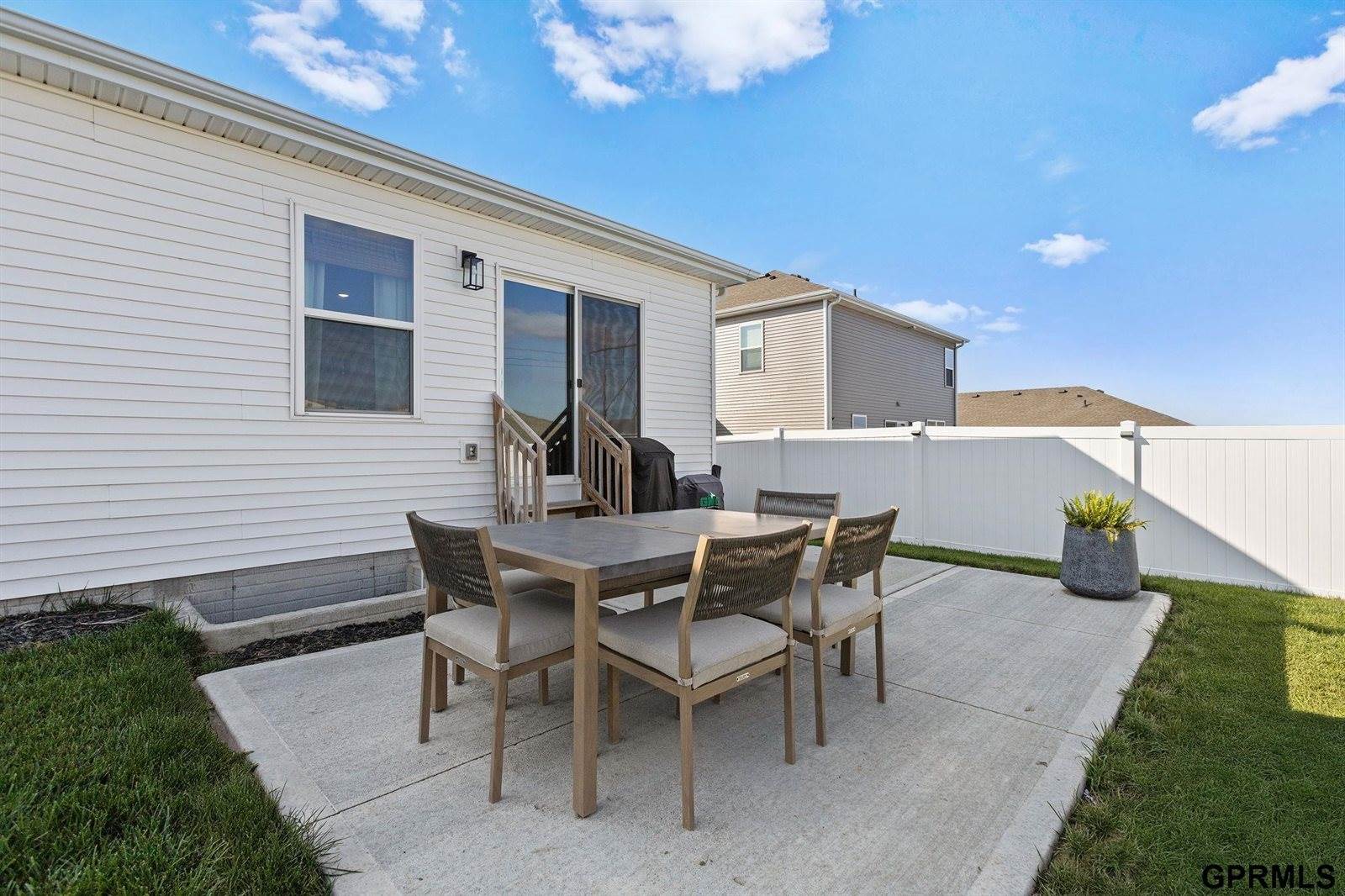 8507 South 184Th Street, Omaha, NE 68136