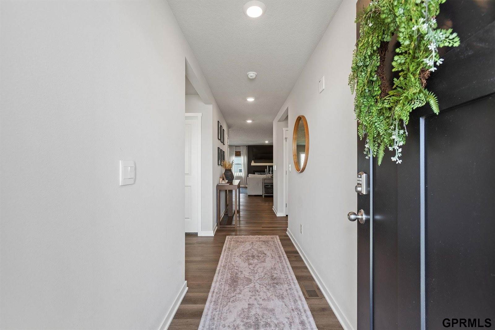 8507 South 184Th Street, Omaha, NE 68136