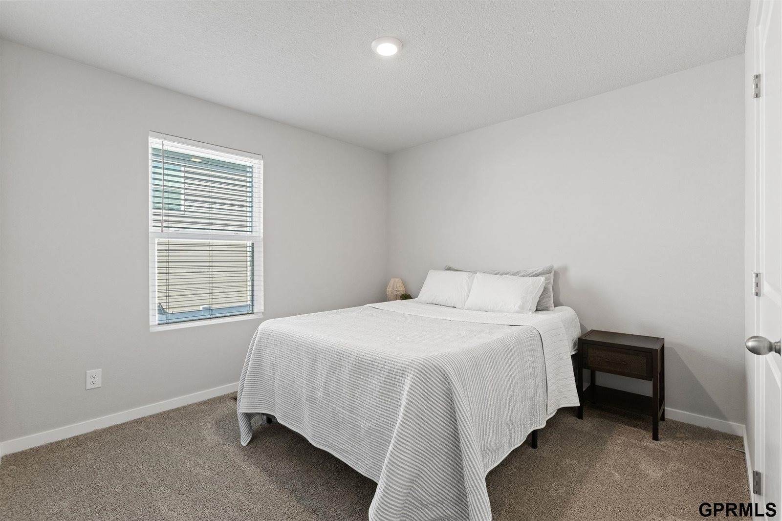 8507 South 184Th Street, Omaha, NE 68136