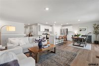 8507 South 184Th Street, Omaha, NE 68136