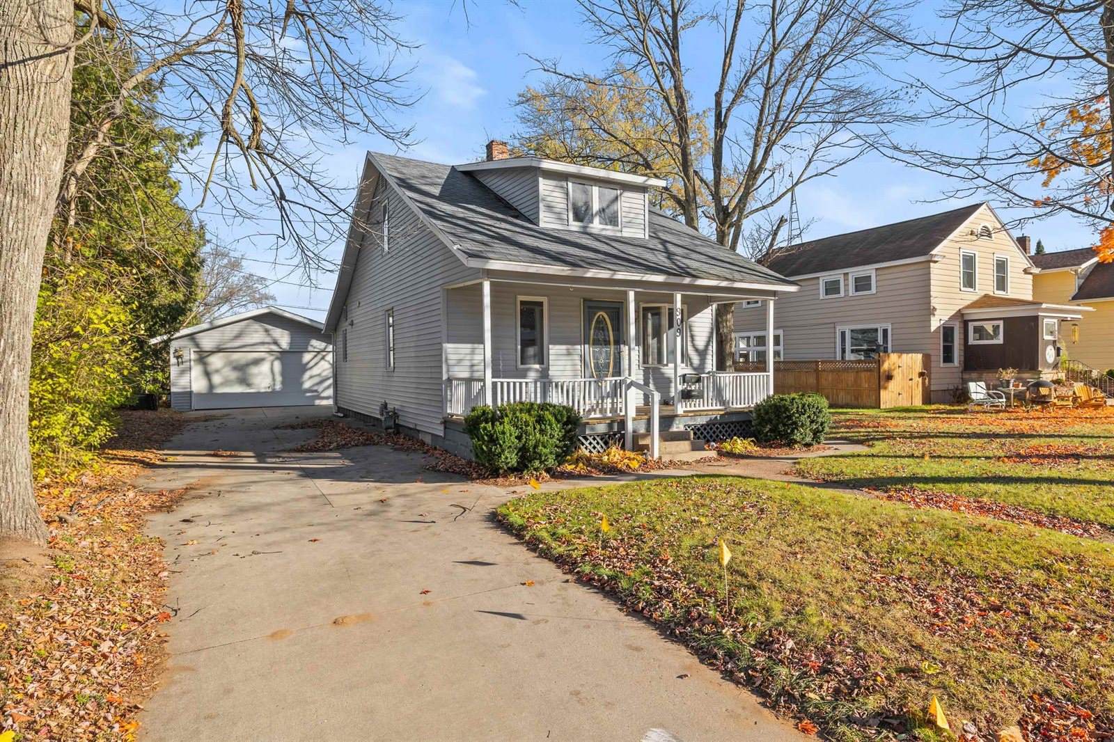 909 Illinois Avenue, Stevens Point, WI 54481