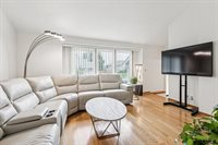 6304 North 103Rd Street, Omaha, NE 68134