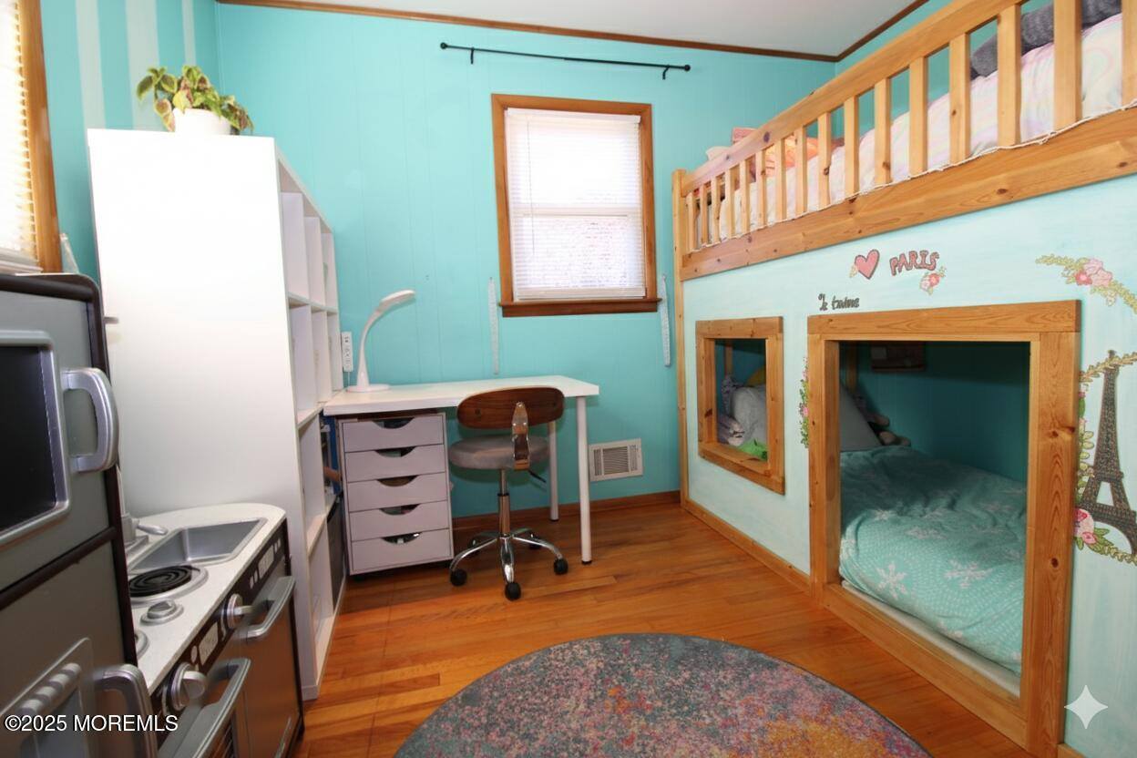 60 Shell Street, Beachwood, NJ 08722