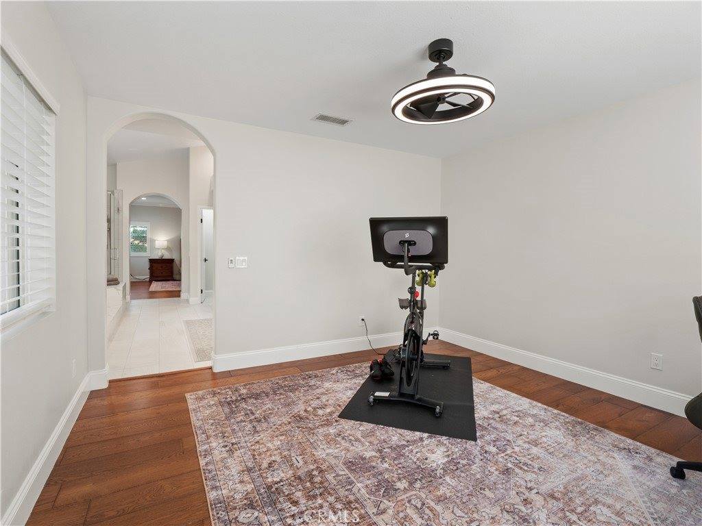 15345 Michael Crest, Canyon Country, CA 91387