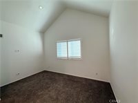 14307 Foothill Blvd #B6, Sylmar, CA 91342