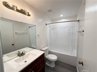 14307 Foothill Blvd #B6, Sylmar, CA 91342