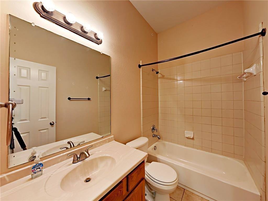 4935 Screech Owl Lane, Grand Prairie, TX 75052