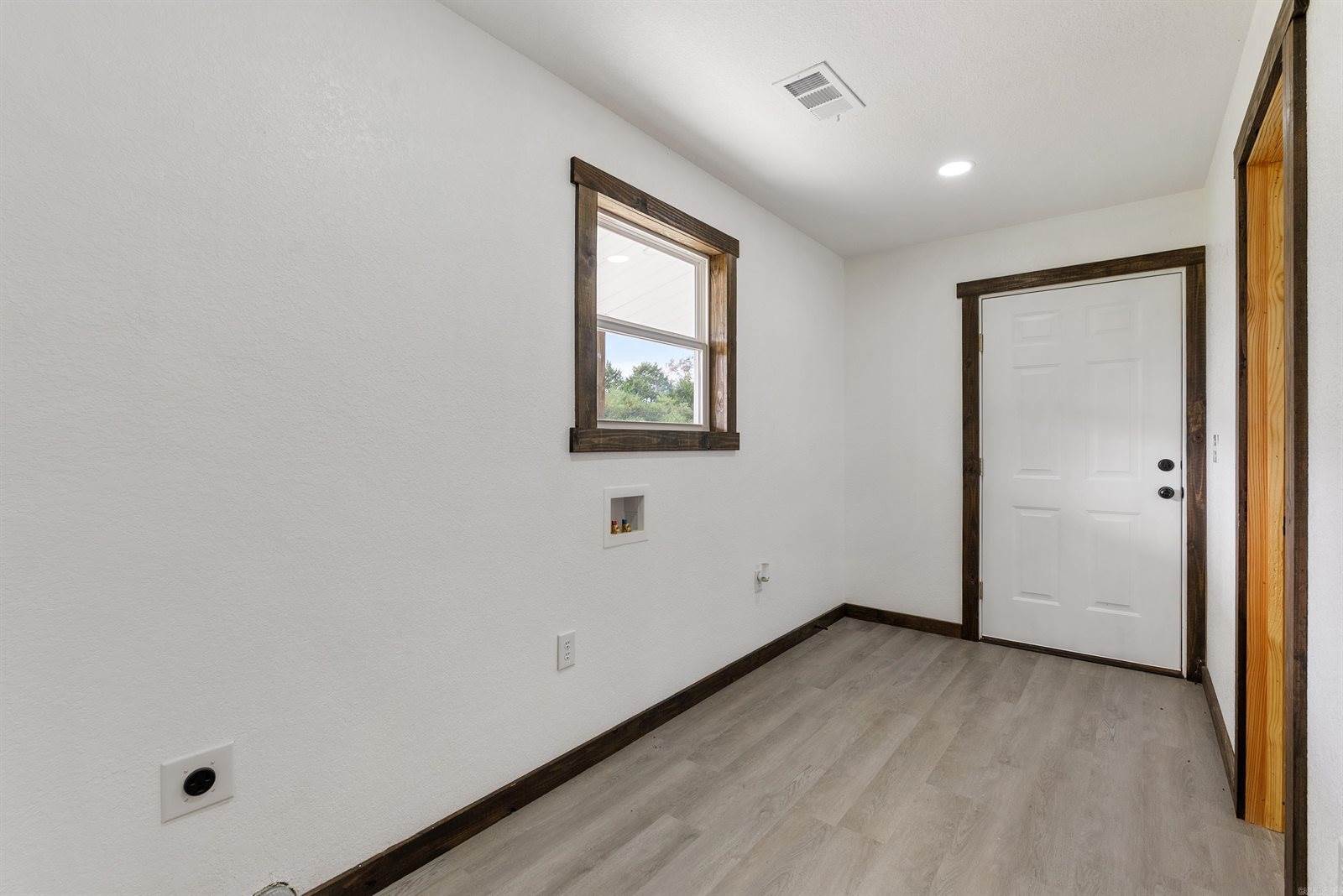 642 School Road, Rose Bud, AR 72137