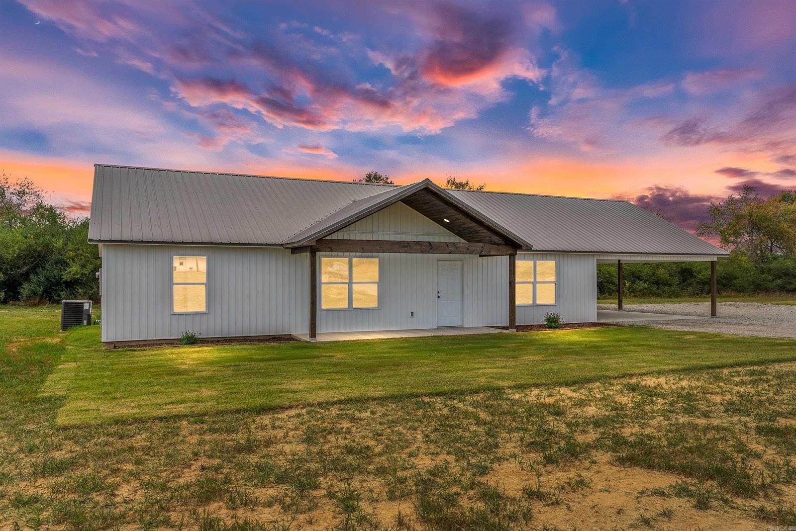 642 School Road, Rose Bud, AR 72137