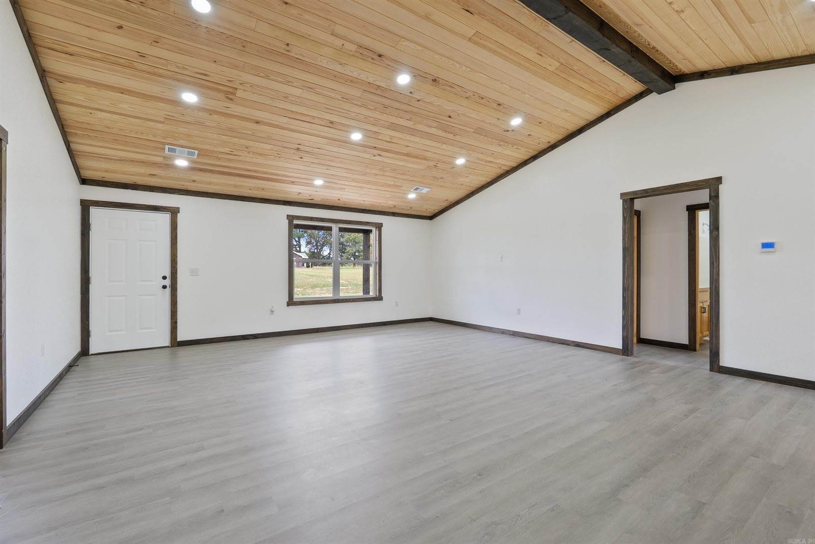 642 School Road, Rose Bud, AR 72137