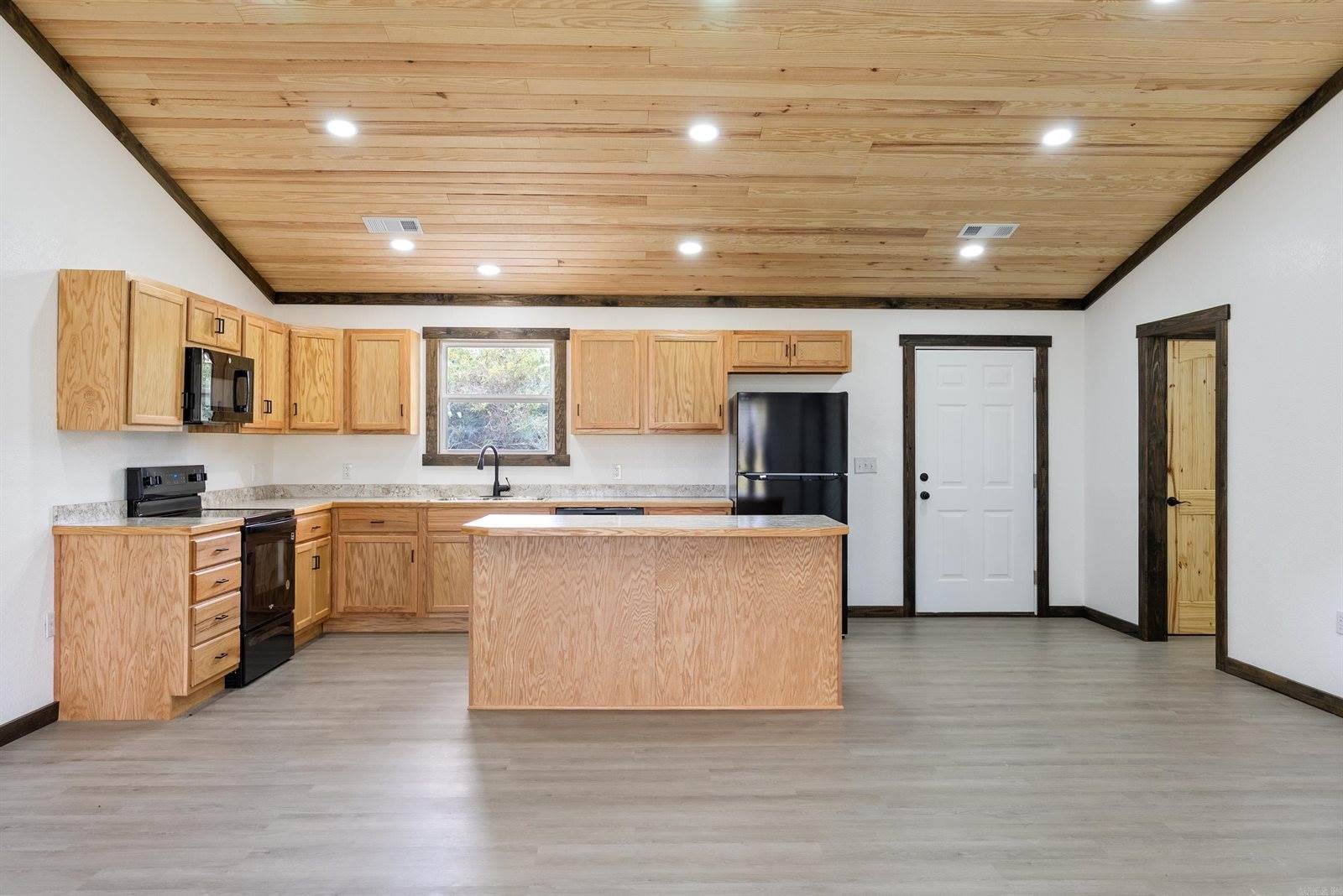 642 School Road, Rose Bud, AR 72137