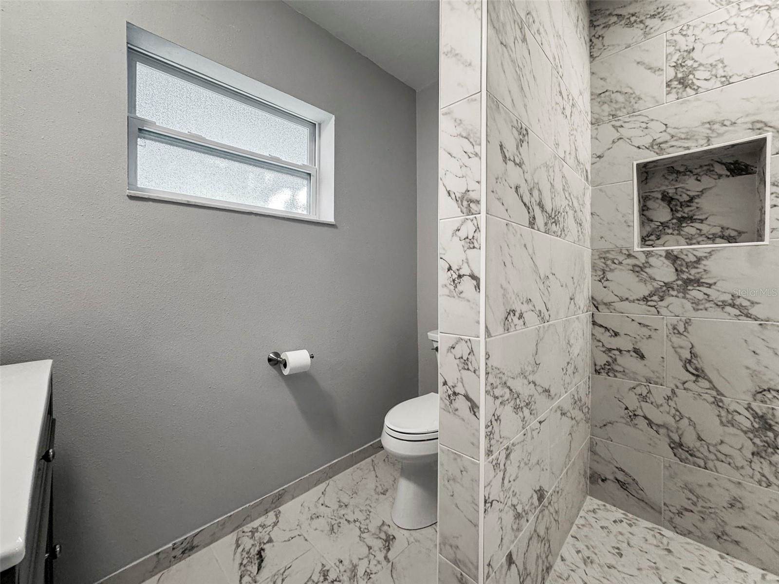 560 Baywood Drive South, Dunedin, FL 34698