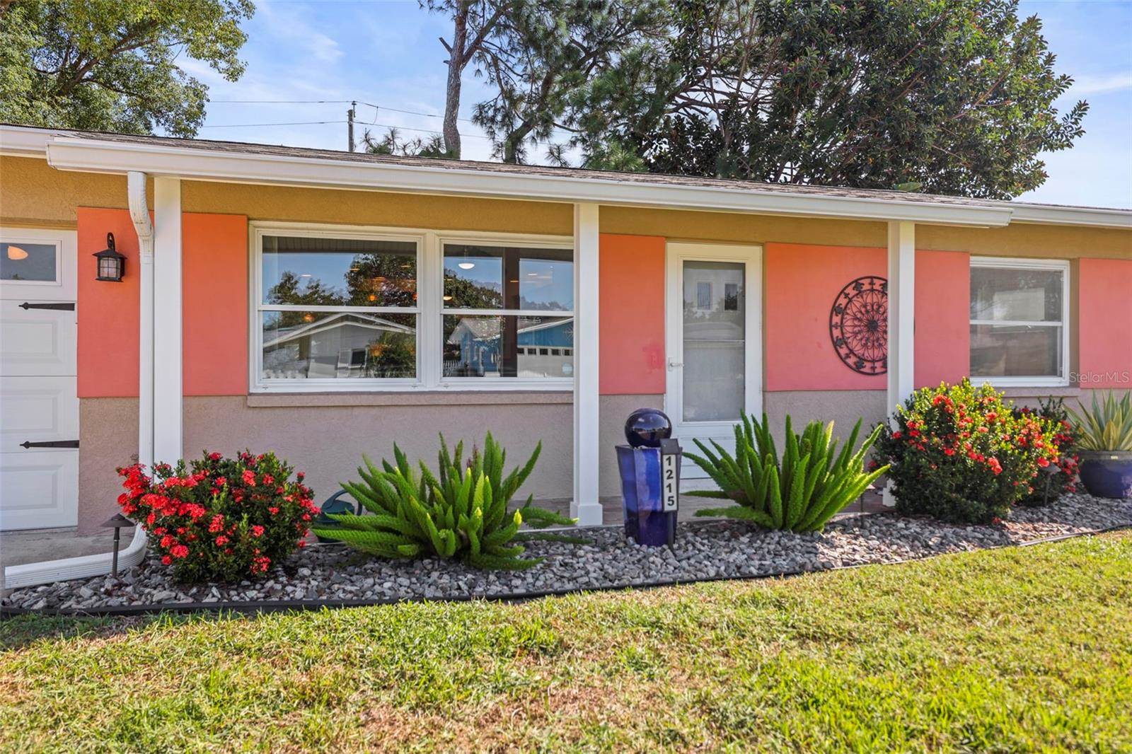 1215 Lazy Lake Road East, Dunedin, FL 34698