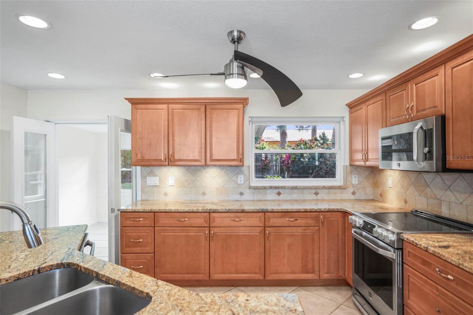 1215 Lazy Lake Road East, Dunedin, FL 34698