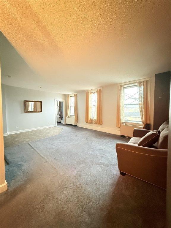 140 Chestnut St, #604, Springfield, MA 01103