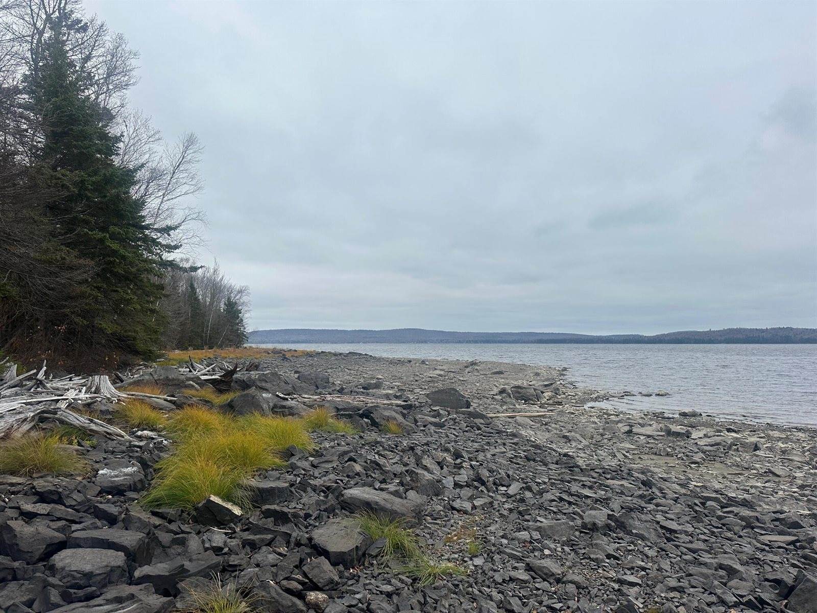 133 Paradise Lane, Tomhegan Township, ME 04478