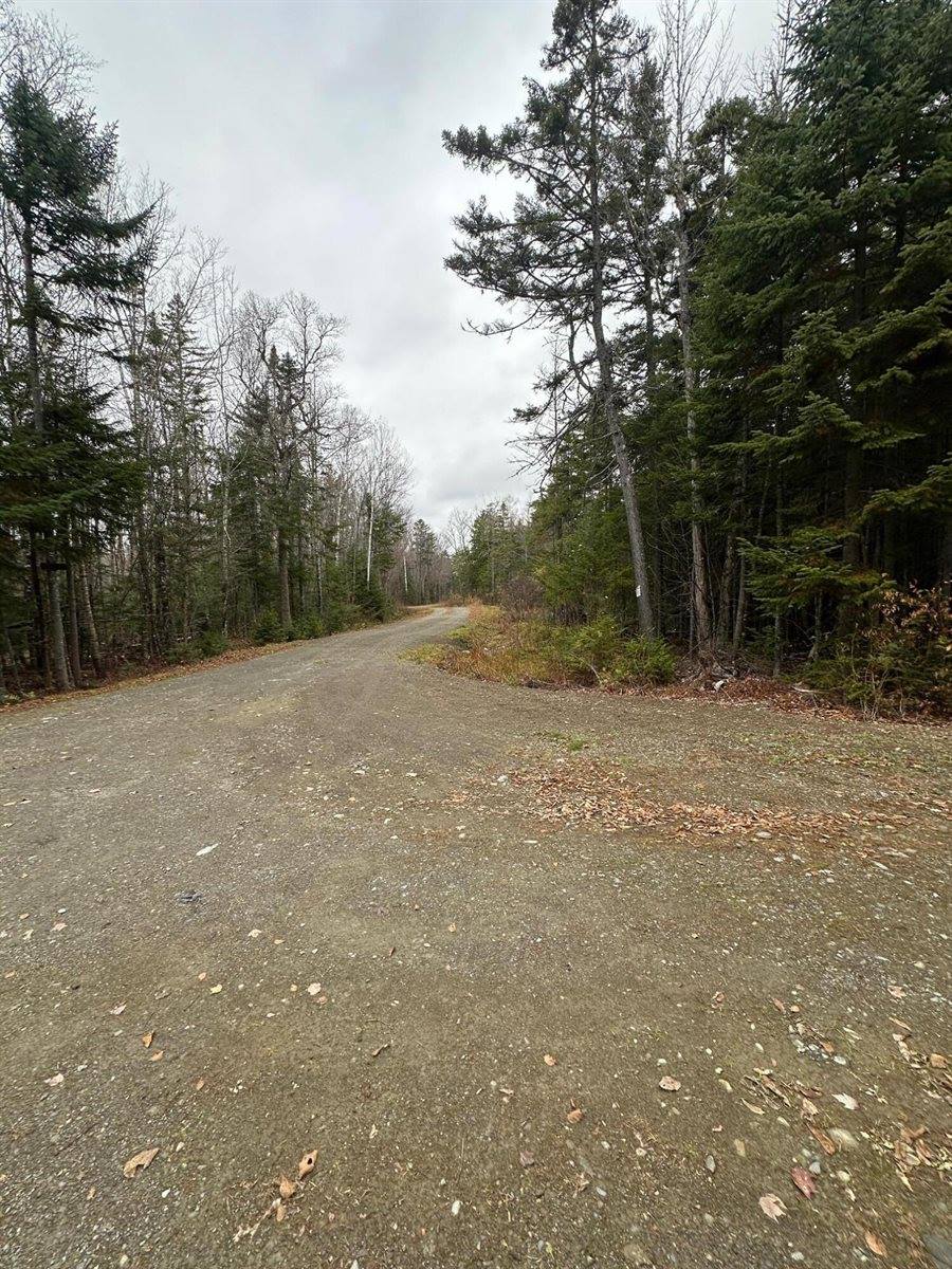 133 Paradise Lane, Tomhegan Township, ME 04478