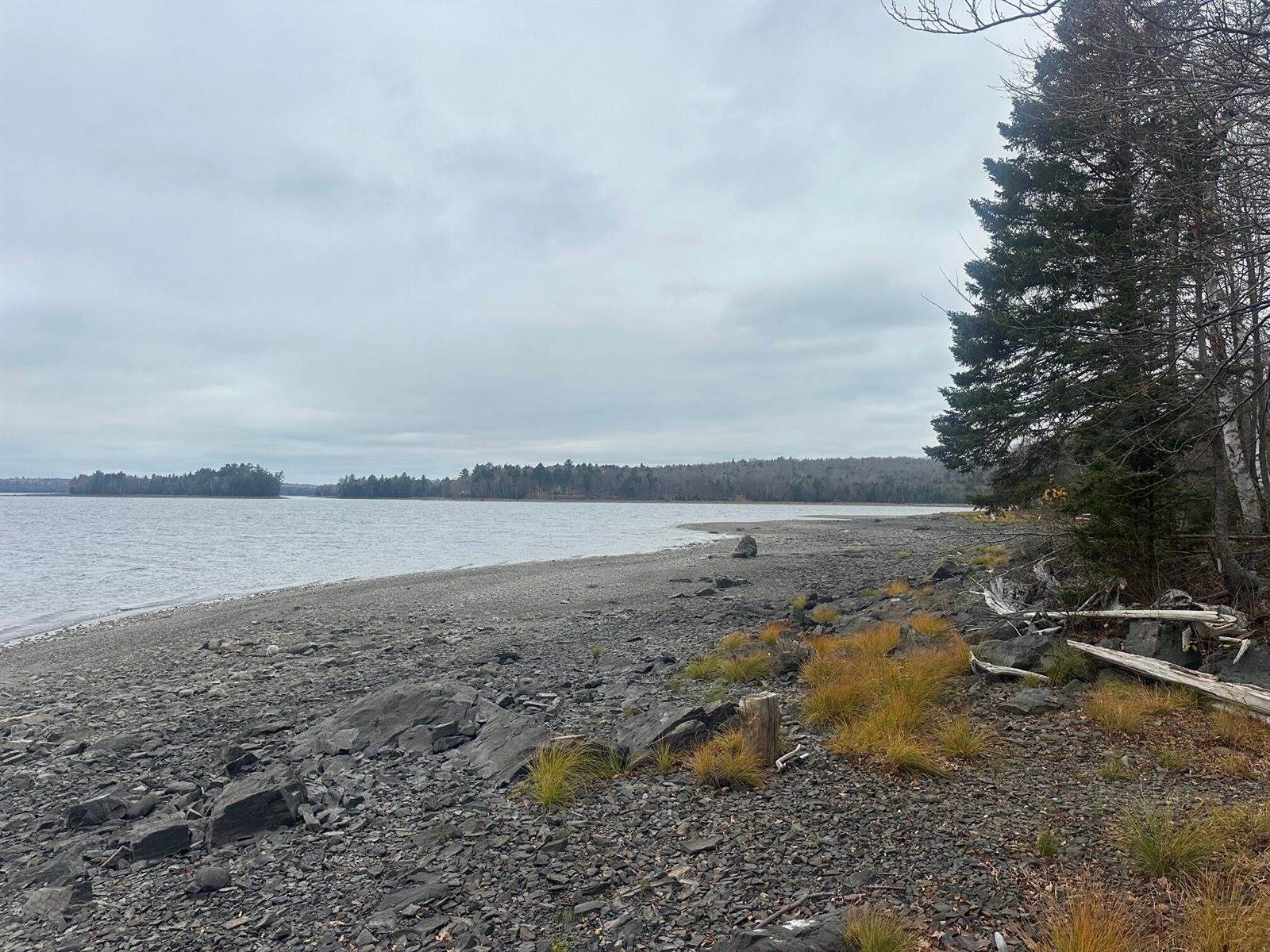 133 Paradise Lane, Tomhegan Township, ME 04478