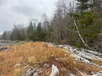 133 Paradise Lane, Tomhegan Township, ME 04478