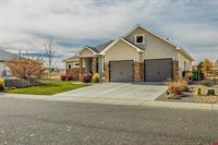 3450 Honey Locust Drive, Montrose, CO 81401