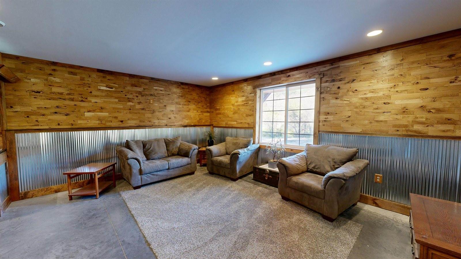 26378 Drake Ln, Henrietta, WI 53924