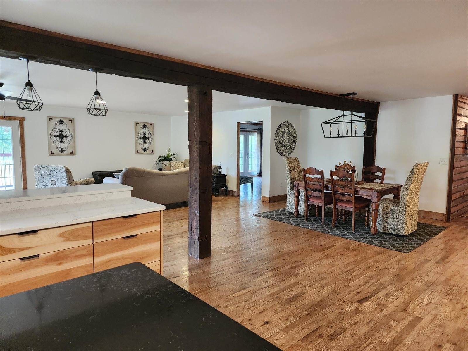 26378 Drake Ln, Henrietta, WI 53924