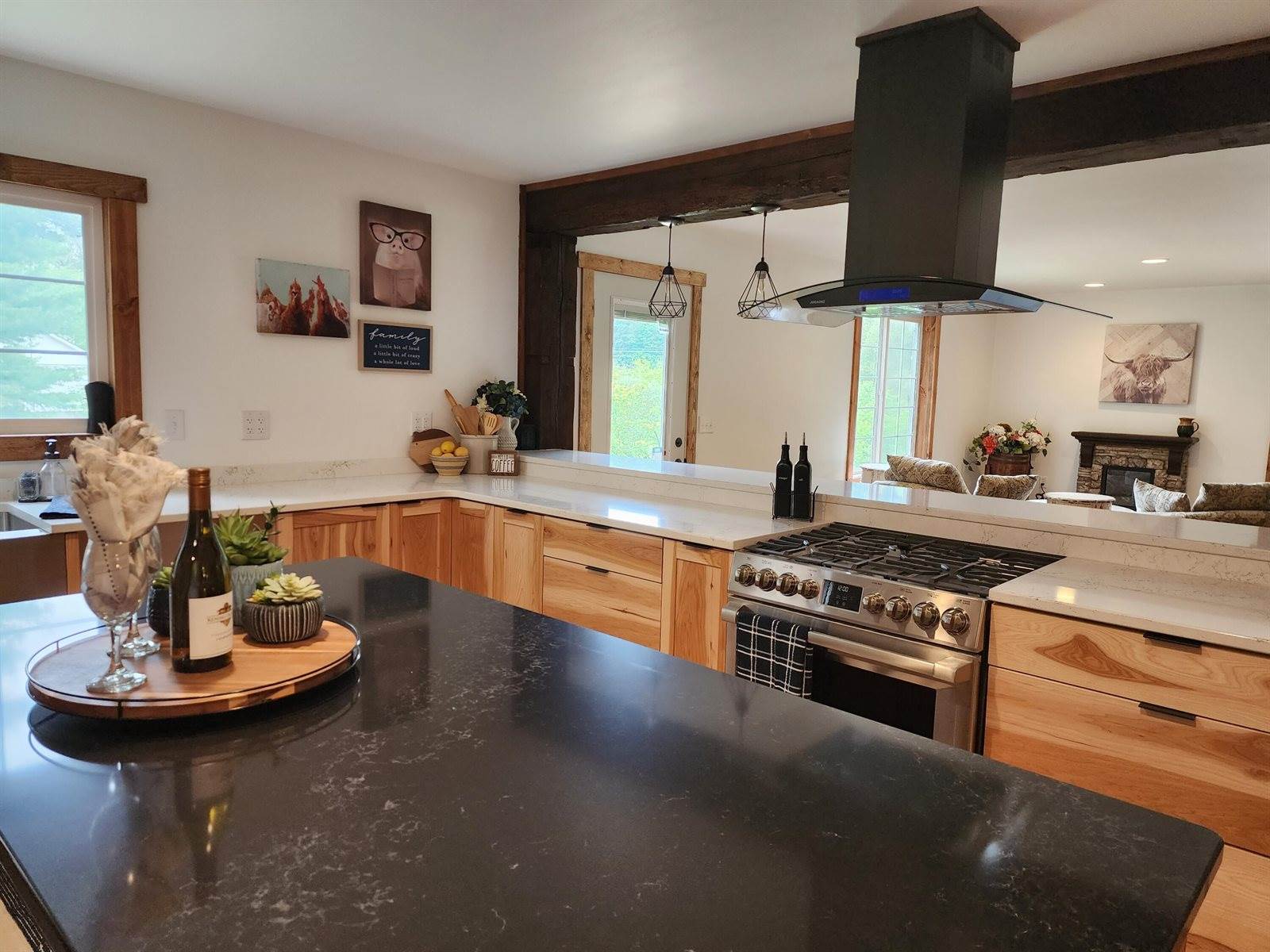 26378 Drake Ln, Henrietta, WI 53924