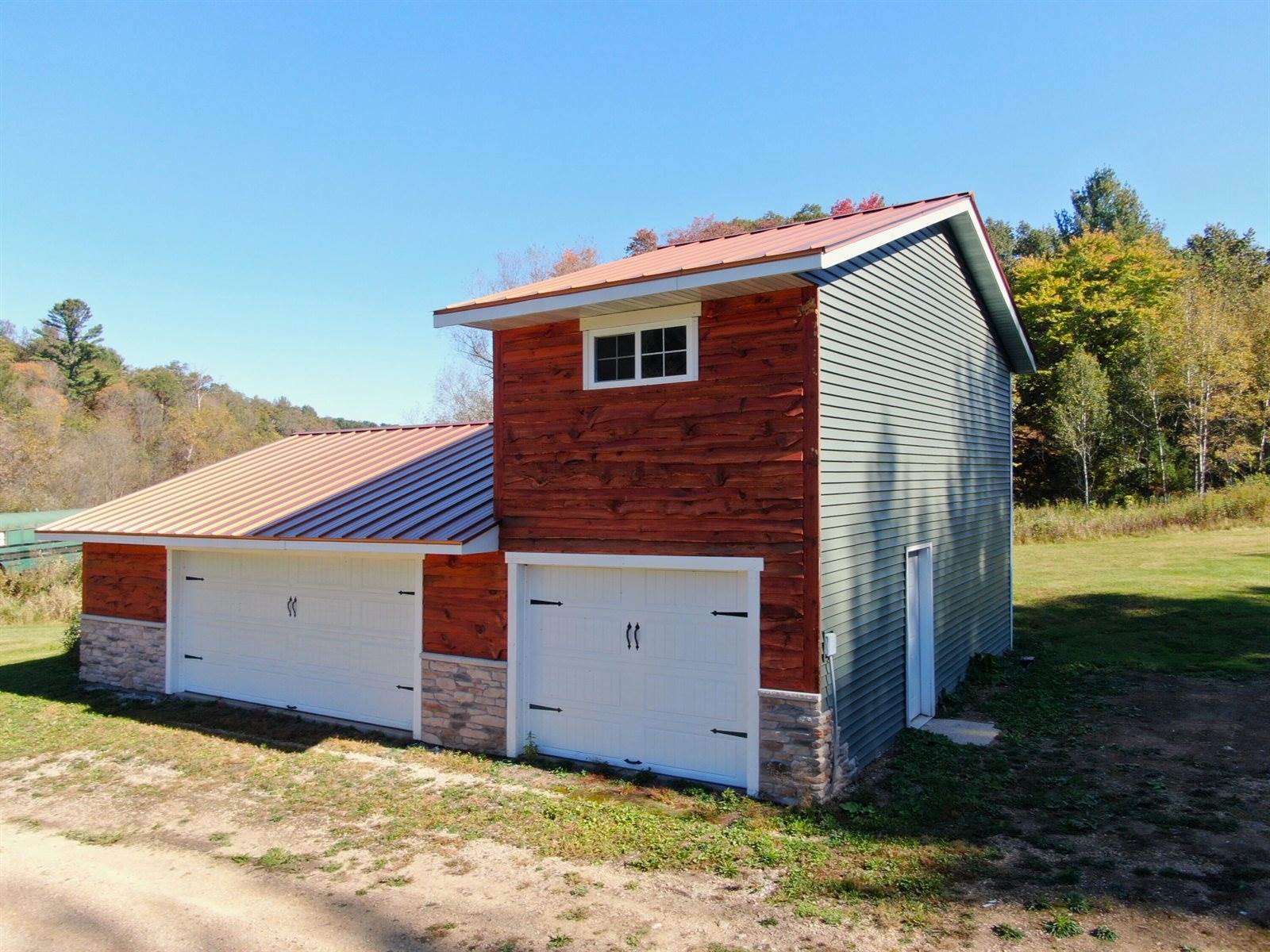 26378 Drake Ln, Henrietta, WI 53924