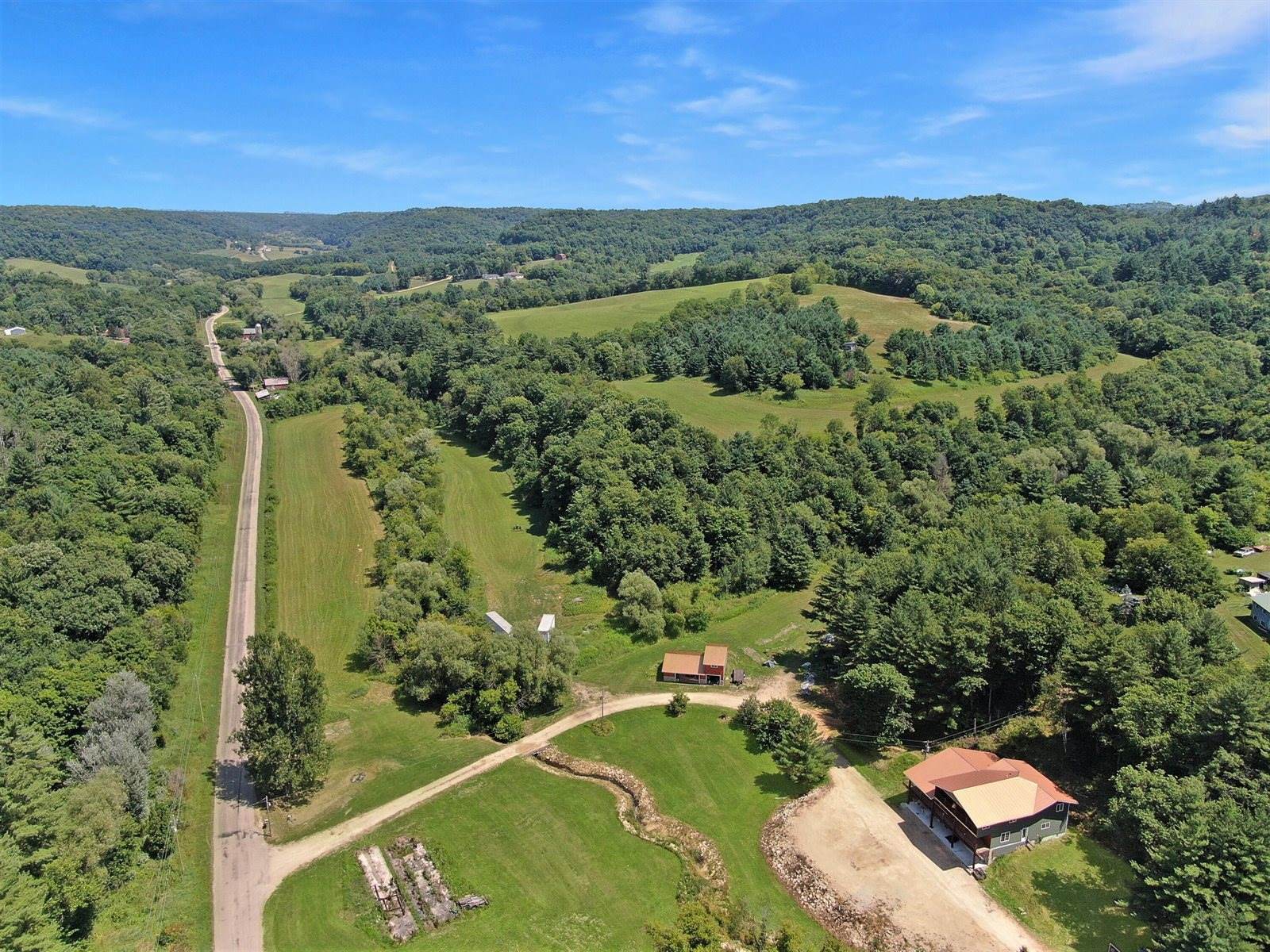 26378 Drake Ln, Henrietta, WI 53924