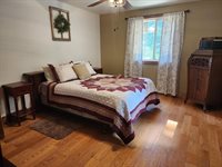 26378 Drake Ln, Henrietta, WI 53924