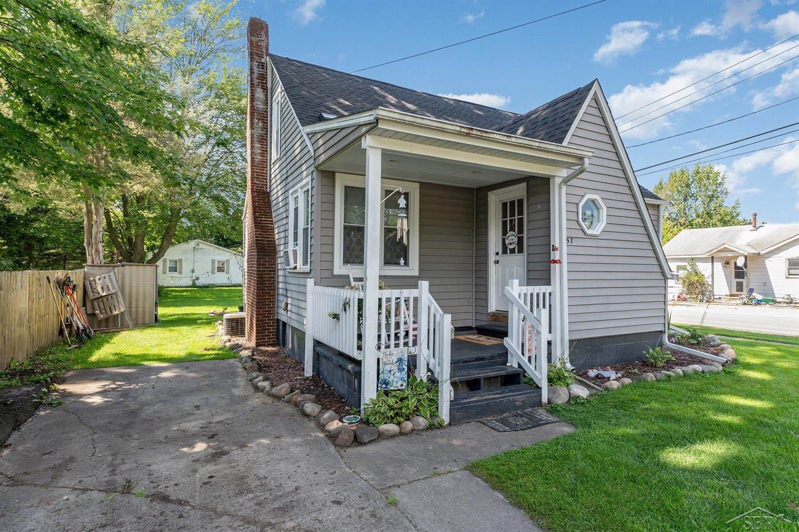 157 N Genesee Street, Montrose, MI 48457